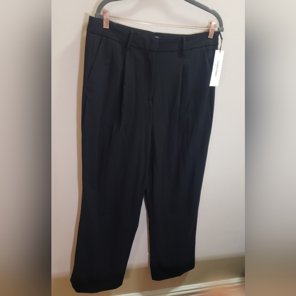 SOLD! CALVIN KLEIN Black Women’s Pants – Size 14 NWT
